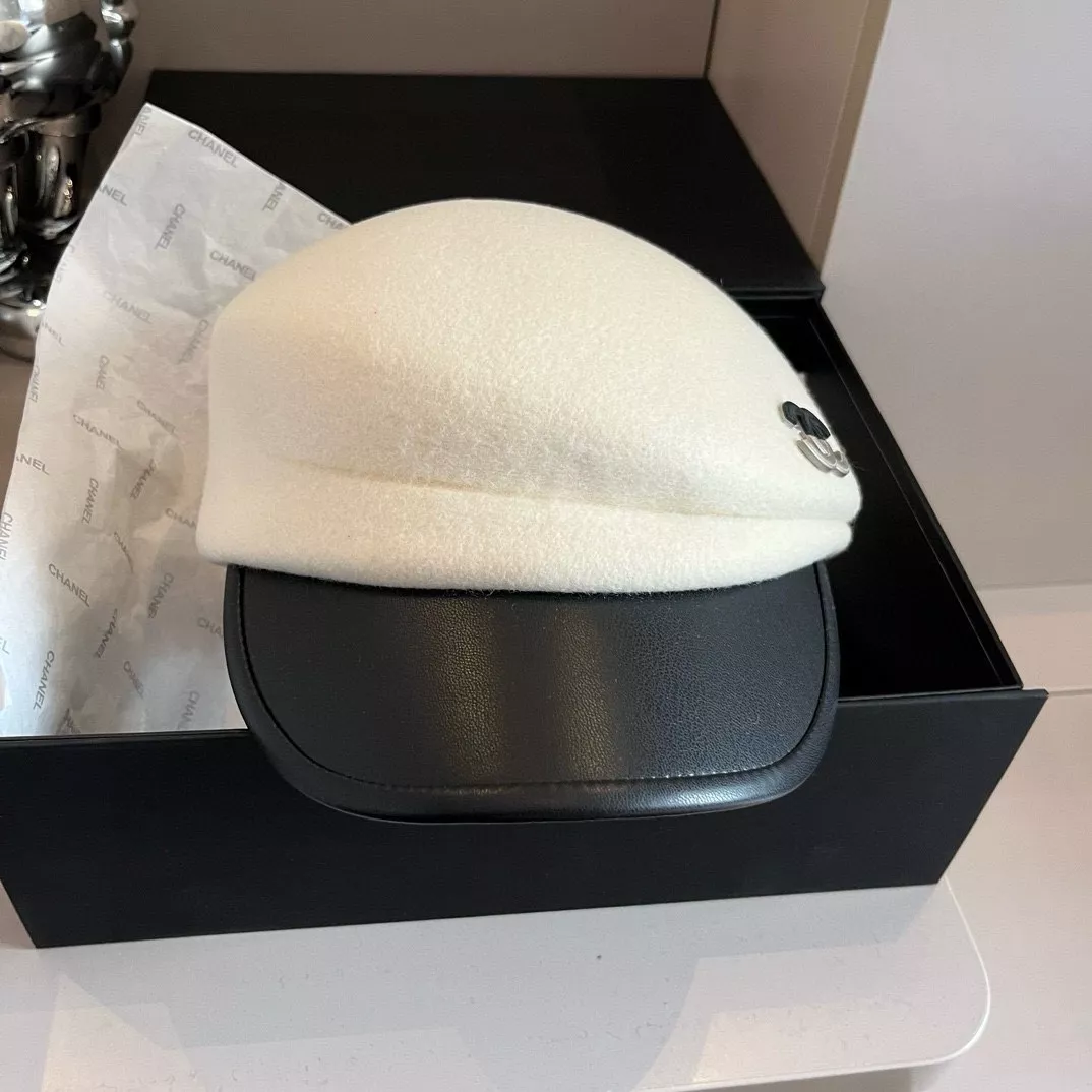 chanel casquette s_127a2341